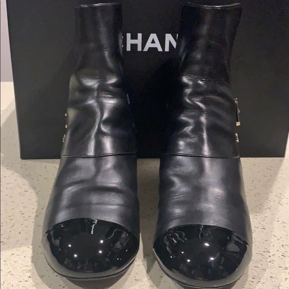 Chanel Woman’s Ankle Boot - Picture 3 of 7